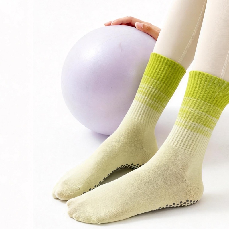 Dreamlikelin 1 Çift Kadın Orta - Pilates & Yoga Unleashed Studio incelemesi ve fiyatı